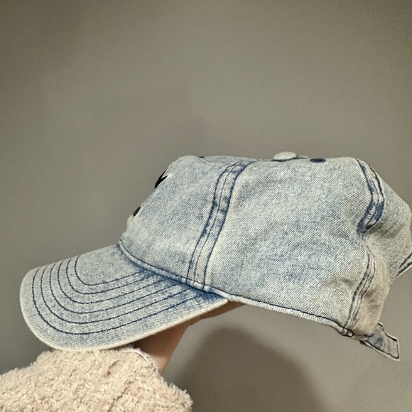 Adidas’s cap - Picture 4 of 4